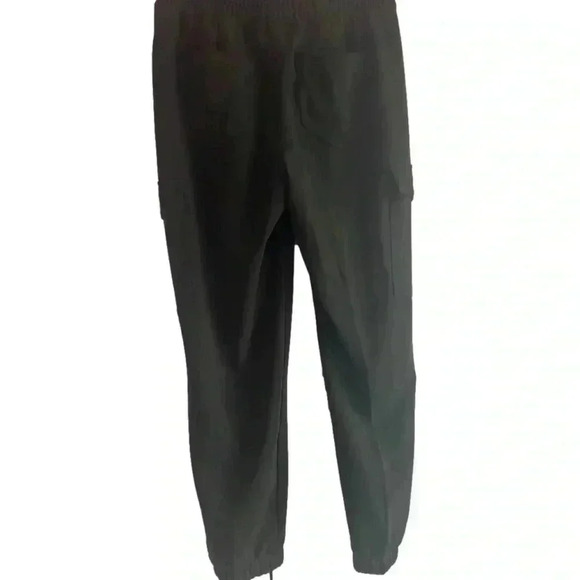 One5One Cargo Pants Hunter Green Pockets Lightweight EUC Size Medium - Picture 3 of 3